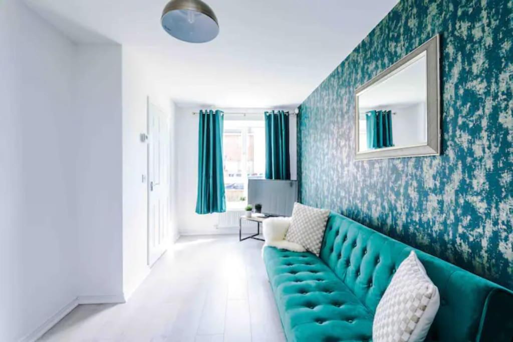 Spacious 5 Bedroom Home Hosted By Mcr Dens Mánchester Exterior foto